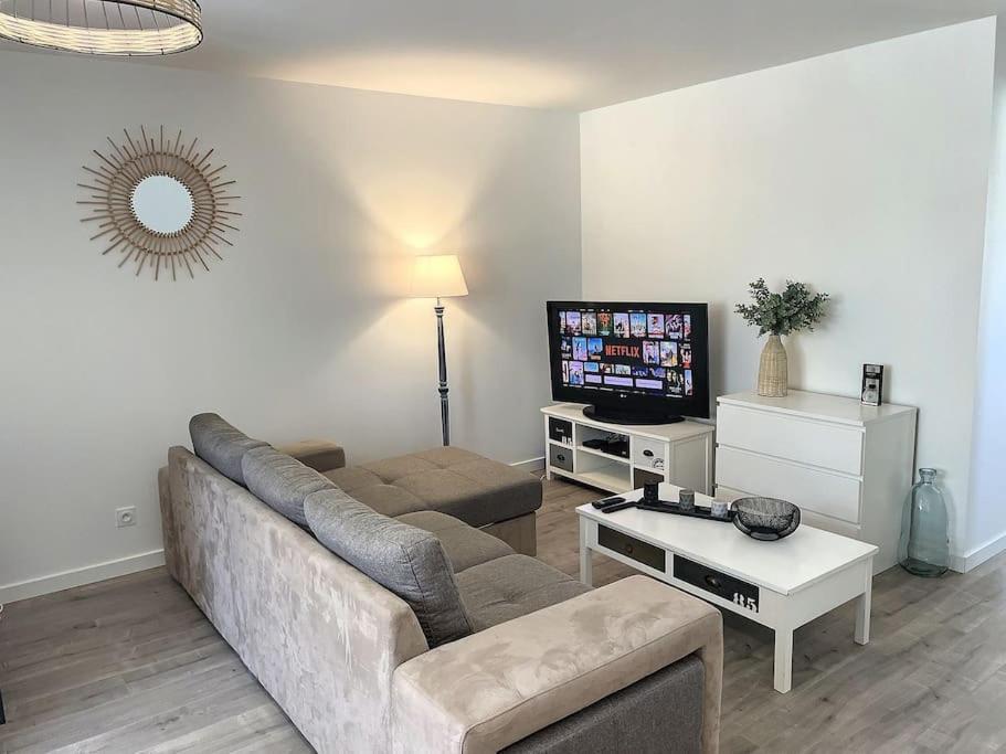 La Metairie Du Chateau - Sublime T3 Apartment Вилфранш-дьо-Лораге Екстериор снимка